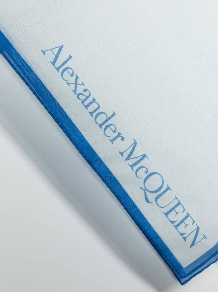 Alexander Mcqueen Scarves Hats & Gloves UNI Alexander McQueen Scarfs White Alexander McQueen Scarfs White Brand